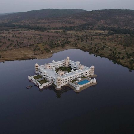 Juesta Lake Nahargarh Palace, Chittorgarh Pārsoli 외부 사진