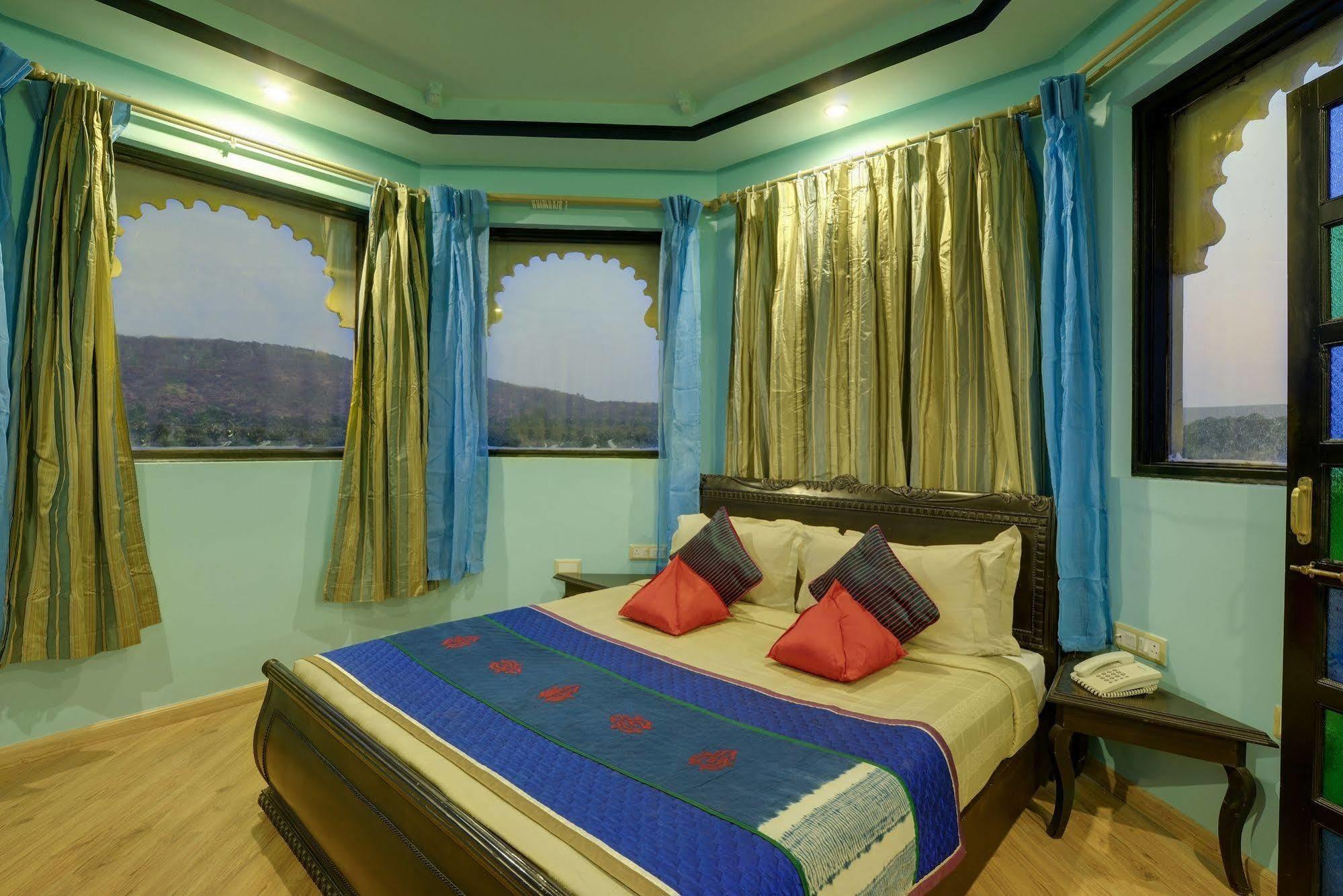 Juesta Lake Nahargarh Palace, Chittorgarh Pārsoli 외부 사진
